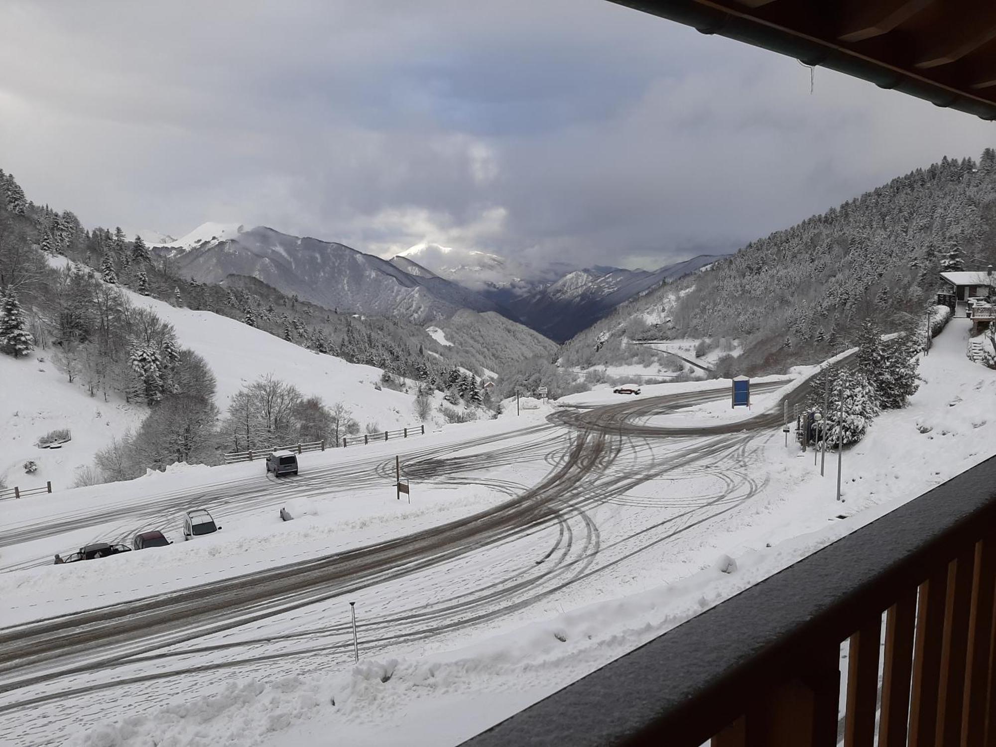 Guzet-Pyrenees-Pied Des Pistes Daire Ustou Dış mekan fotoğraf